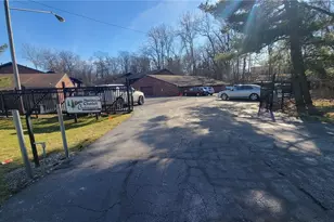 16080 Maple Heights Blvd, Maple Heights, OH 44137 - Photo 4