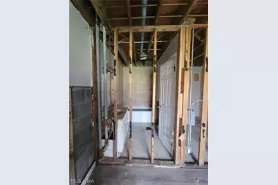 16080 Maple Heights Boulevard #101, Maple Heights, OH 44137 - Photo 10