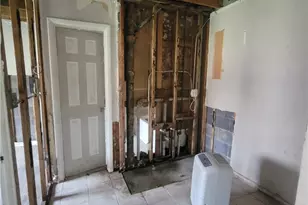 16080 Maple Heights Blvd, Maple Heights, OH 44137 - Photo 8