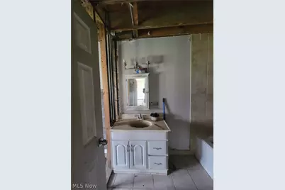 16080 Maple Heights Boulevard #101, Maple Heights, OH 44137 - Photo 12