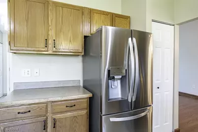 18267 Walnut Drive, Strongsville, OH 44149 - Photo 10