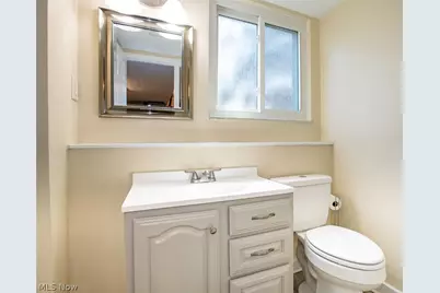 18267 Walnut Drive, Strongsville, OH 44149 - Photo 16