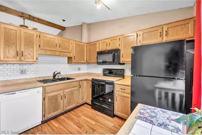 5279 Creekside Boulevard #07, Brunswick, OH 44212 - Photo 14