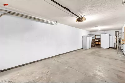 5279 Creekside Boulevard #07, Brunswick, OH 44212 - Photo 32