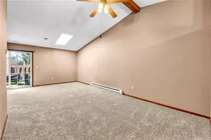 5279 Creekside Blvd, Brunswick, OH 44212 - Photo 8