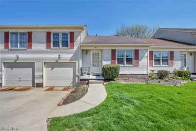 5279 Creekside Boulevard #07, Brunswick, OH 44212 - Photo 2