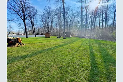 7230 Elmland Avenue, Poland, OH 44514 - Photo 16