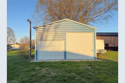 22179 Valley View Drive, West Lafayette, OH 43845 - Photo 30