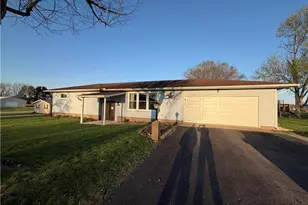 22179 Valley View Dr, West Lafayette, OH 43845 - Photo 2