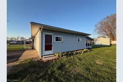 22179 Valley View Drive, West Lafayette, OH 43845 - Photo 4