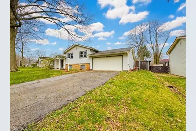 3786 Bryant Drive, Youngstown, OH 44511 - Photo 2