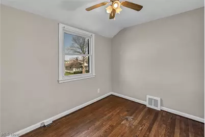 4911 Tuxedo Avenue, Parma, OH 44134 - Photo 22
