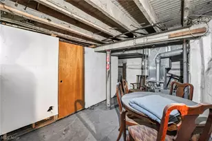 12831 Carrington Ave, Loveland, OH 44135 - Photo 32