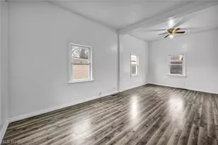 12831 Carrington Ave, Loveland, OH 44135 - Photo 6