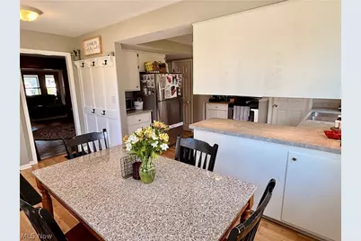 38026 Barber Avenue, Willoughby, OH 44094 - Photo 14