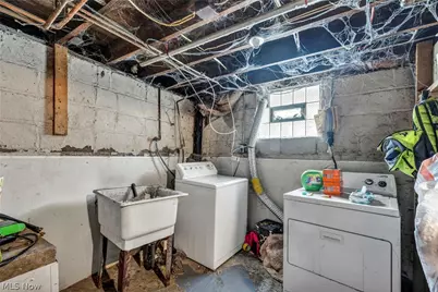 2342 16th Street SW, Akron, OH 44314 - Photo 32