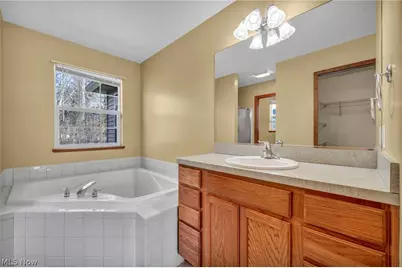 39896 Hope Court, Elyria, OH 44035 - Photo 30