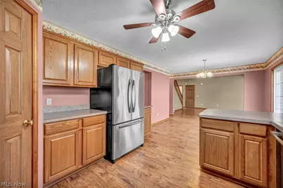 39896 Hope Court, Elyria, OH 44035 - Photo 12