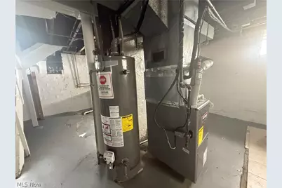 11918 Buckingham Avenue, Loveland, OH 44120 - Photo 10