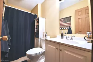 4942 Signature Cir, Austintown, OH 44515 - Photo 16