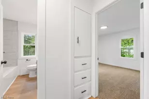 1146 Packard Dr, Akron, OH 44320 - Photo 12