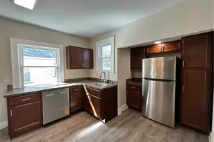 13623 Thornhurst Ave, Garfield Heights, OH 44105 - Photo 6