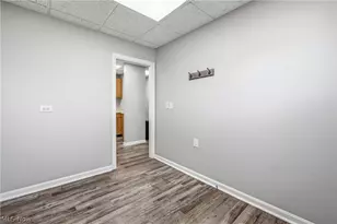 1820 E Market St, Warren, OH 44483 - Photo 20