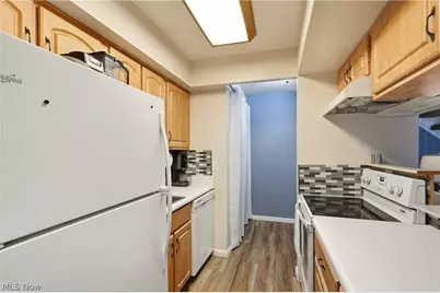 2591 Jefferson Place #B, Stow, OH 44224 - Photo 12