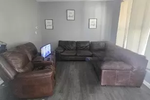 1359 E 110th St, Loveland, OH 44106 - Photo 6