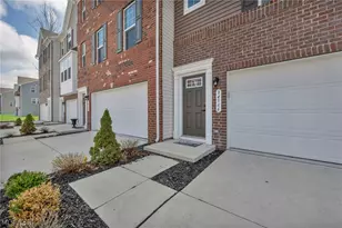 34566 Ethan Way, Willoughby, OH 44094 - Photo 4