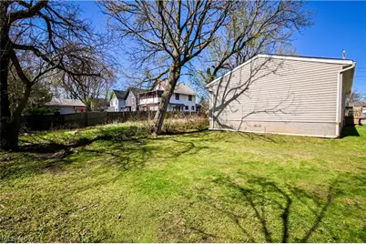 1240 W Waterloo Road, Akron, OH 44314 - Photo 20