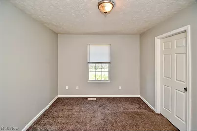 1240 W Waterloo Road, Akron, OH 44314 - Photo 16