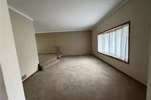 113 Martha Dr, St Clairsville, OH 43950 - Photo 6