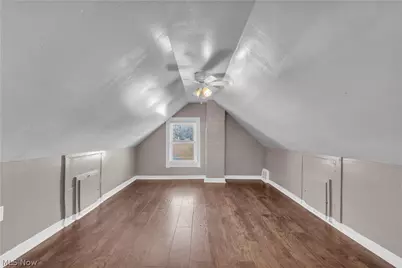 5628 Pacific Avenue, Loveland, OH 44102 - Photo 18