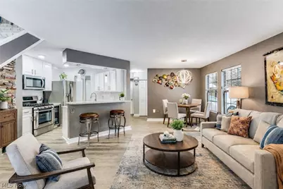 4032 Saint Andrews Court #1, Canfield, OH 44406 - Photo 6