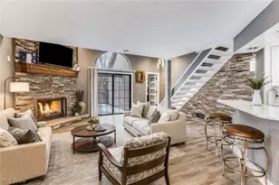 4032 St Andrews Ct, Canfield, OH 44406 - Photo 2