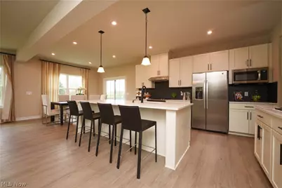 8100 Jack Ryan Drive, North Ridgeville, OH 44039 - Photo 4