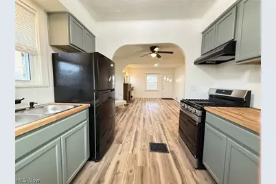 1825 Bernice Court NE, Canton, OH 44705 - Photo 22