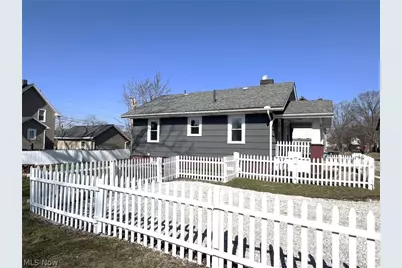 1825 Bernice Court NE, Canton, OH 44705 - Photo 6