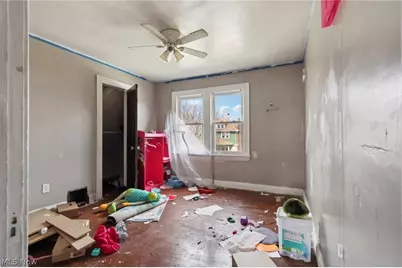 18310 La Salle Avenue, Loveland, OH 44119 - Photo 18