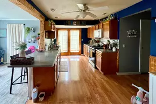 516 W 10th St, Ashland, OH 44805 - Photo 4