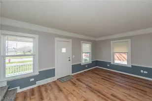19251 Abby Ave, Euclid, OH 44119 - Photo 4