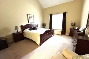 15220 Chestnut Oak Ln, Strongsville, OH 44149 - Photo 12