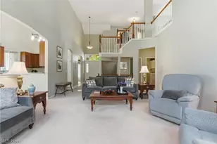 15220 Chestnut Oak Ln, Strongsville, OH 44149 - Photo 14