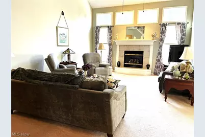 15220 Chestnut Oak Lane, Strongsville, OH 44149 - Photo 4