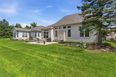 15220 Chestnut Oak Lane, Strongsville, OH 44149 - Photo 32