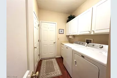 15220 Chestnut Oak Lane, Strongsville, OH 44149 - Photo 14