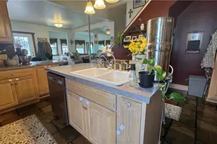 417 2nd St NE, New Philadelphia, OH 44663 - Photo 6