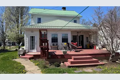 417 2nd Street NE, New Philadelphia, OH 44663 - Photo 2