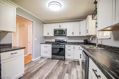 19 Osborne Street, Washington, WV 26181 - Photo 20